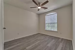 66 Valley Oaks Cir, The Woodlands, TX 77382 - Photo 41