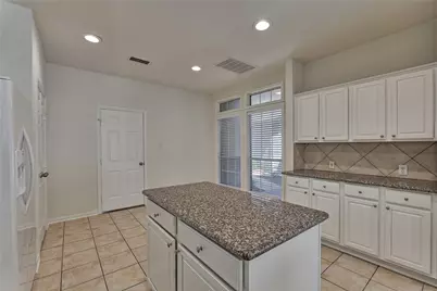 66 Valley Oaks Circle, The Woodlands, TX 77382 - Photo 19