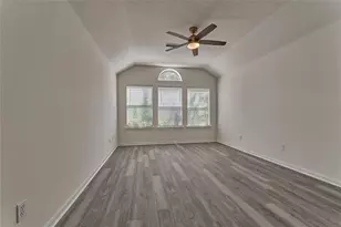 66 Valley Oaks Cir, The Woodlands, TX 77382 - Photo 31