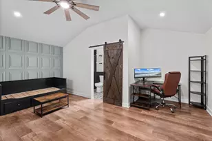 1522 Ball St, Galveston, TX 77550 - Photo 43