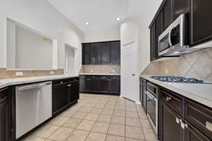 4903 Chappel Hill Dr, Missouri City, TX 77459 - Photo 9