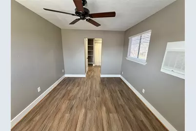 1415 Avenue E, Danbury, TX 77534 - Photo 21