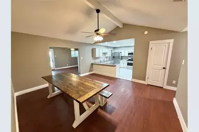 1415 Avenue E, Danbury, TX 77534 - Photo 5