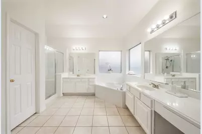 9211 Memorial Hills Drive, Spring, TX 77379 - Photo 11