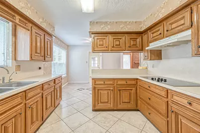 2438 Hodges Bend Circle, Sugar Land, TX 77479 - Photo 23
