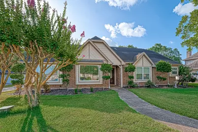 2438 Hodges Bend Circle, Sugar Land, TX 77479 - Photo 3