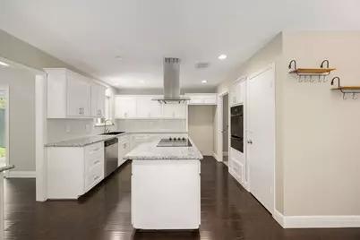 9232 Vickijohn Drive, Houston, TX 77031 - Photo 9