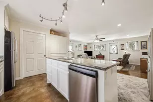 2636 Lily St, Pasadena, TX 77503 - Photo 7