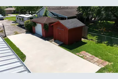 2636 Lily Street, Pasadena, TX 77503 - Photo 39