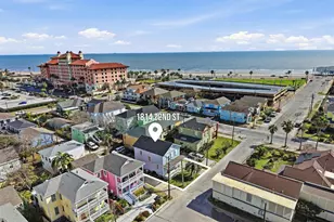 1814 22nd St, Galveston, TX 77550 - Photo 1