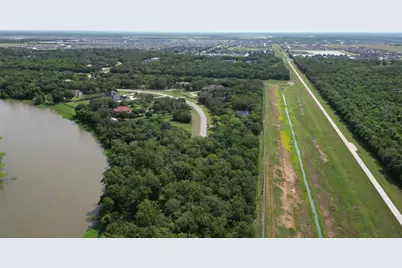 8630 Thornberry Hollow Court, Missouri City, TX 77459 - Photo 19