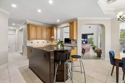 2909 Silver Maple Court, Friendswood, TX 77546 - Photo 9