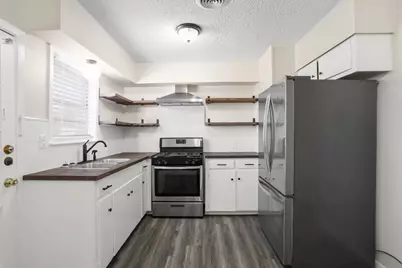 118 Johnson Street #B, La Marque, TX 77568 - Photo 7