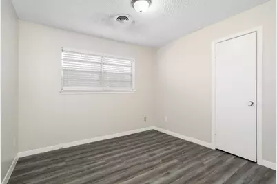 118 Johnson Street #B, La Marque, TX 77568 - Photo 15