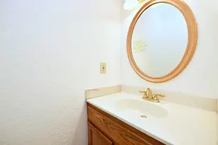 2730 Colony Dr, Sugar Land, TX 77479 - Photo 23