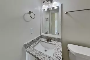2631 Sherwood Hollow Ln, Houston, TX 77339 - Photo 15