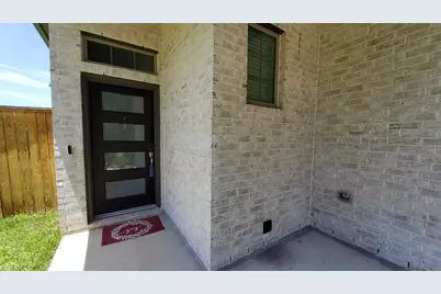 305 Rise Lane, Montgomery, TX 77316 - Photo 5