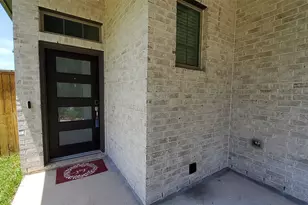 305 Rise Ln, Montgomery, TX 77316 - Photo 5