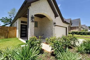 305 Rise Ln, Montgomery, TX 77316 - Photo 3