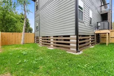 1321 E 35th Street, Houston, TX 77022 - Photo 23