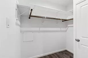1321 E 35th St, Houston, TX 77022 - Photo 21