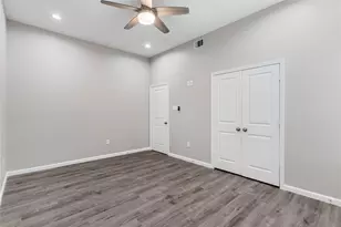 1321 E 35th St, Houston, TX 77022 - Photo 15