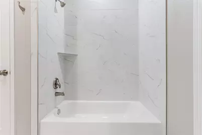 1321 E 35th Street, Houston, TX 77022 - Photo 19