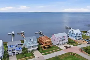 26702 Baywater Dr, Galveston, TX 77554 - Photo 1