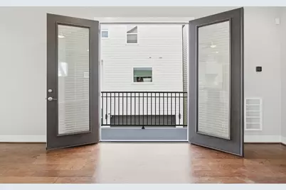 1222 Upton Street, Houston, TX 77020 - Photo 9