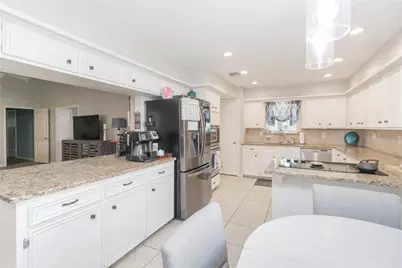 2211 River Falls Drive, Kingwood, TX 77339 - Photo 13