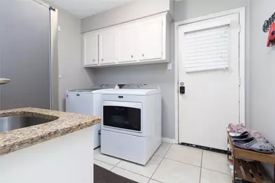 2211 River Falls Drive, Kingwood, TX 77339 - Photo 15