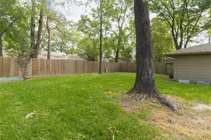2211 River Falls Dr, Kingwood, TX 77339 - Photo 29