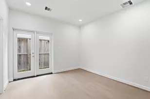 408 - 412 N Stiles, Houston, TX 77011 - Photo 17