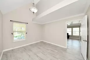 343 Brompton Ct, Highlands, TX 77562 - Photo 19