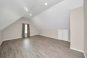 343 Brompton Ct, Highlands, TX 77562 - Photo 27