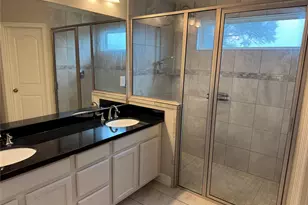 717 High Oaks, Bellville, TX 77418 - Photo 11