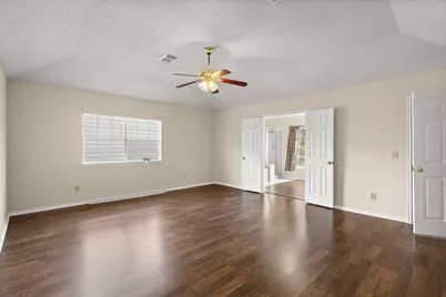 10118 Prospect Hill Drive, Houston, TX 77064 - Photo 13