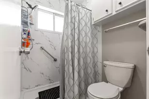 2718 Lufkin Ln, Deer Park, TX 77536 - Photo 15