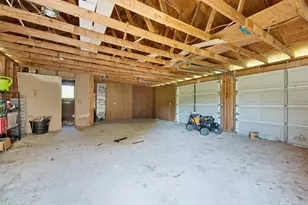 128 Hill Top Ln, Huntsville, TX 77320 - Photo 21