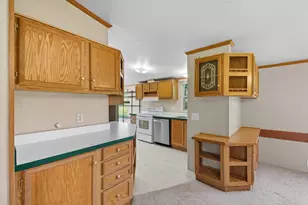 128 Hill Top Ln, Huntsville, TX 77320 - Photo 7