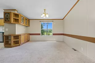 128 Hill Top Ln, Huntsville, TX 77320 - Photo 5