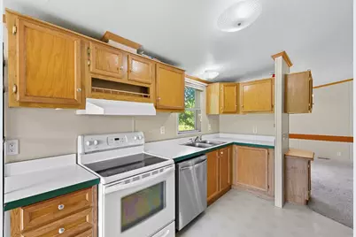 128 Hill Top Lane, Huntsville, TX 77320 - Photo 9