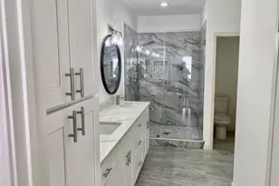 632 Wilcrest Dr, Houston, TX 77042 - Photo 9