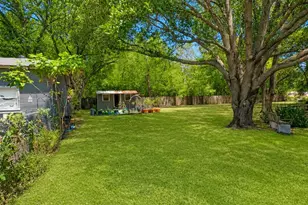 403 E 11th St, Thornton, TX 76687 - Photo 3