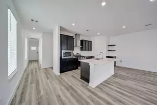 12310 Greenwood Gate Dr, Houston, TX 77047 - Photo 5