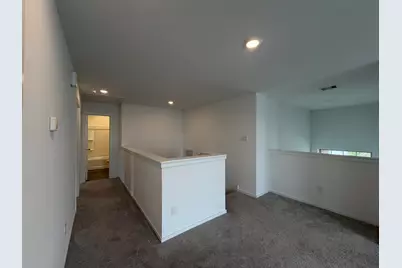 9807 Keystone Meadows, Baytown, TX 77521 - Photo 33