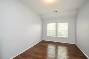 2303 Blue Jay Ln, Katy, TX 77494 - Photo 5