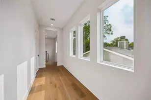 227 E 26th St, Houston, TX 77008 - Photo 17