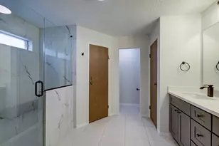 34 N High Oaks, Spring, TX 77380 - Photo 9