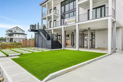 9208 W Bay Road, Galveston, TX 77554 - Photo 33